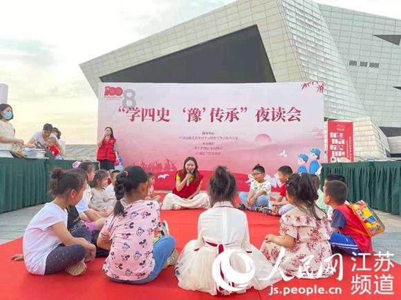 什么口罩可以防油漆味？我从事喷漆作业，味道太大。想带口罩，不知道怎么样的口罩才能防这个味？